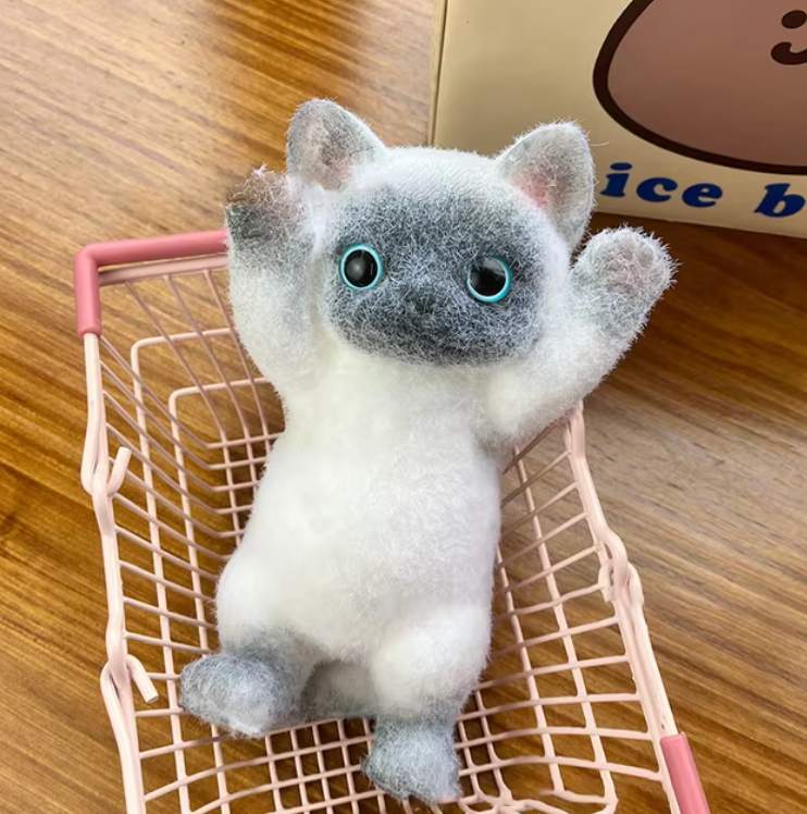 Plastic Anti-Stress Cat 20x10 cm