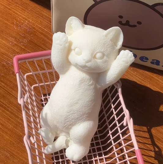 DIY Plastic Cat for your own arrangement